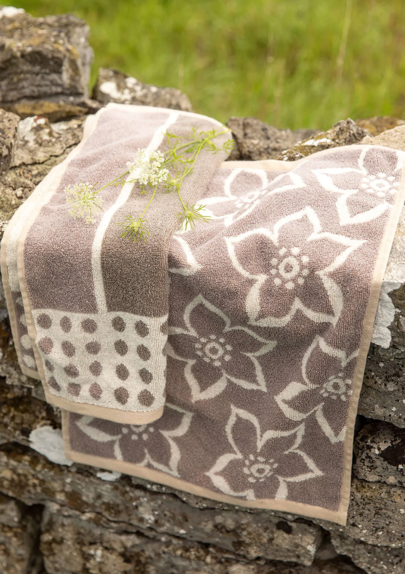 Gudrun Sjödén Gästehandtuch „Flow“ aus Bio-Baumwolle (2er-Pack)^ Frottee | Bad-Accessoires