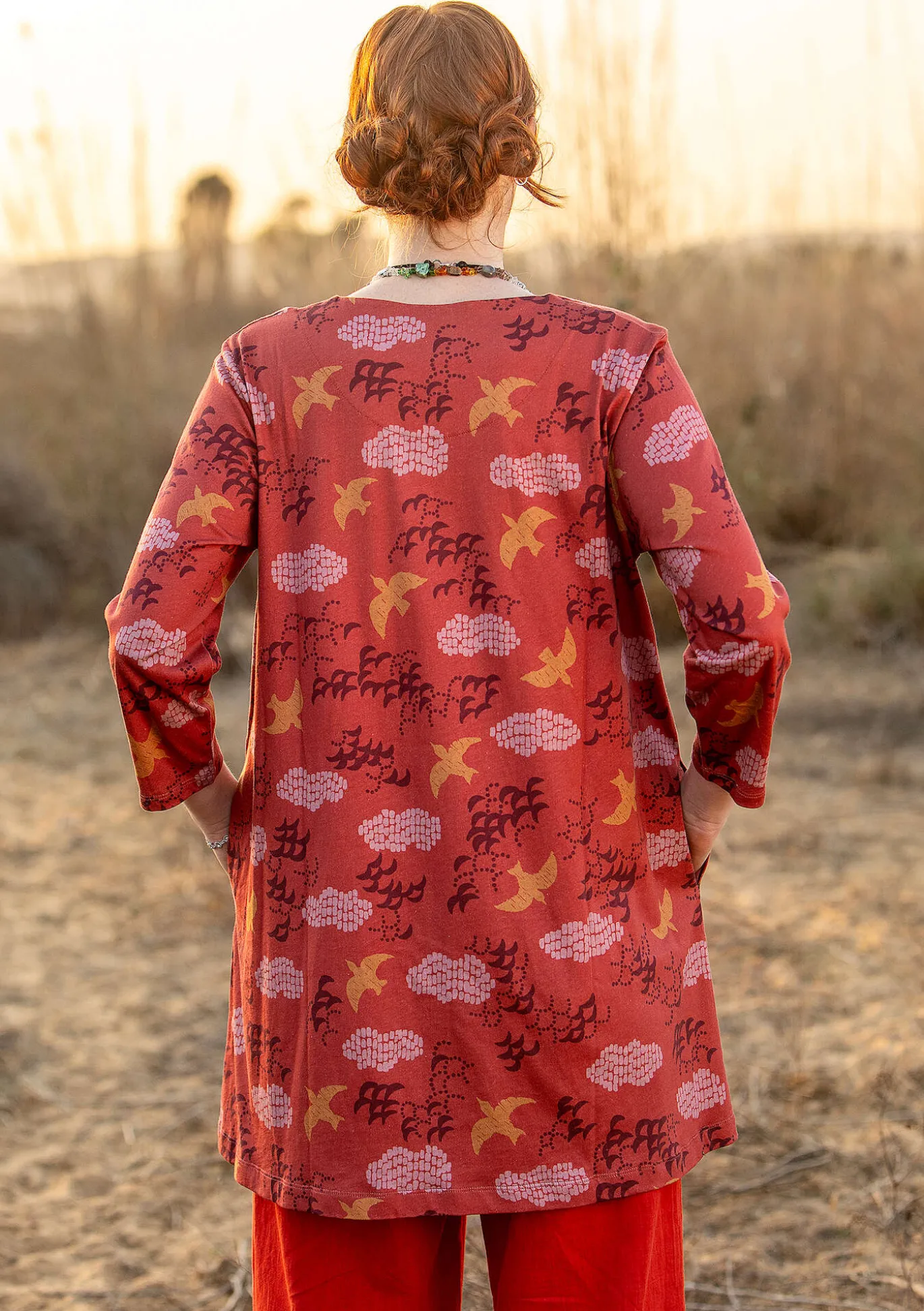 Gudrun Sjödén Jerseytunika „Flyttfågel“ aus Bio-Baumwolle^ Tuniken