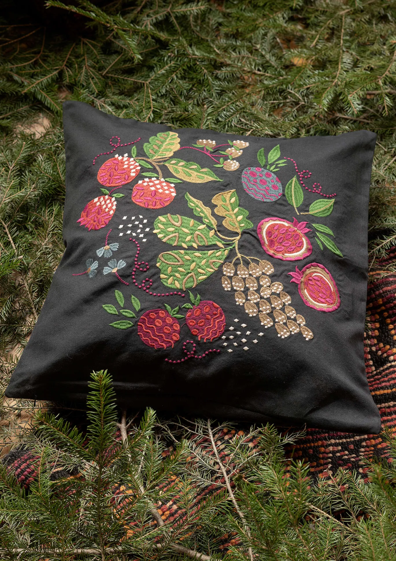 Gudrun Sjödén Kissenhülle „Fruits“ aus Bio-Baumwolle^ Schlafzimmer Deko | Küche & Esszimmer