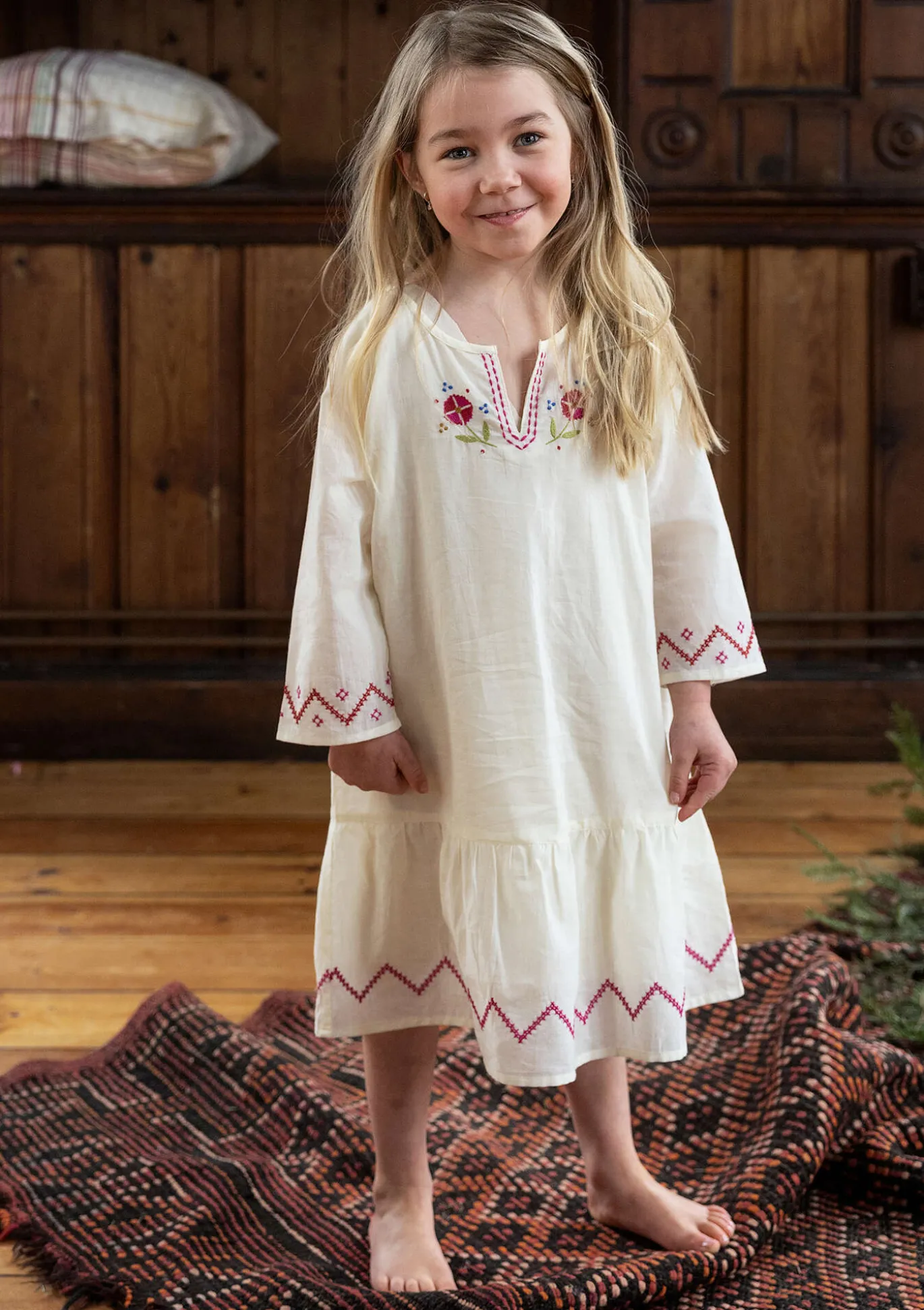 Gudrun Sjödén Mädchen-Nachthemd „Twinkle“ aus Bio-Baumwolle^ Wäsche & Loungewear