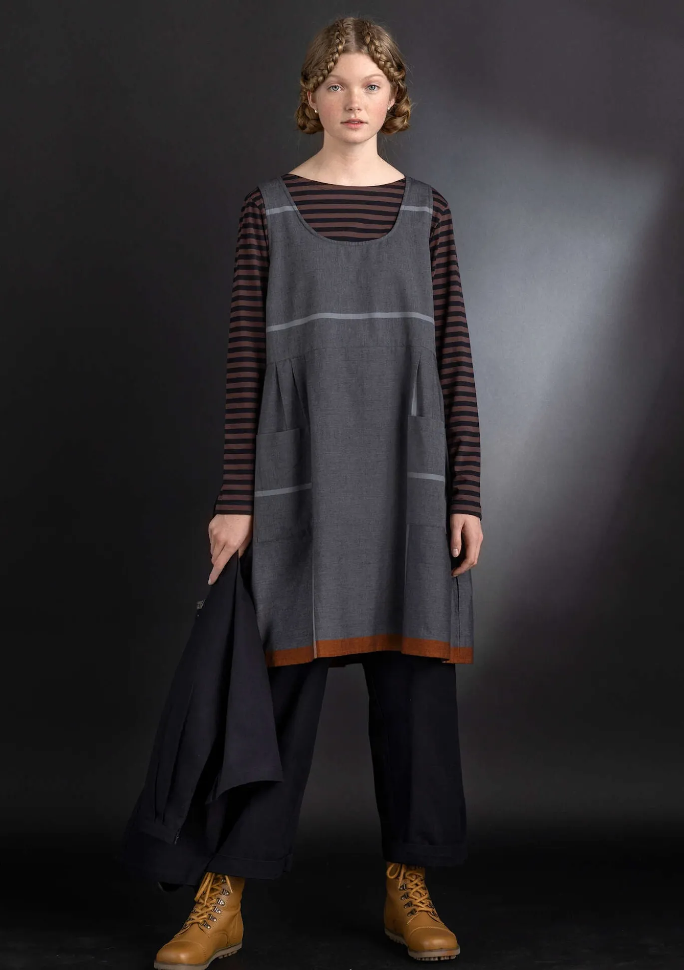 Gudrun Sjödén Schürzenkleid „Ava“ aus Bio-Baumwollgewebe^ Kleider