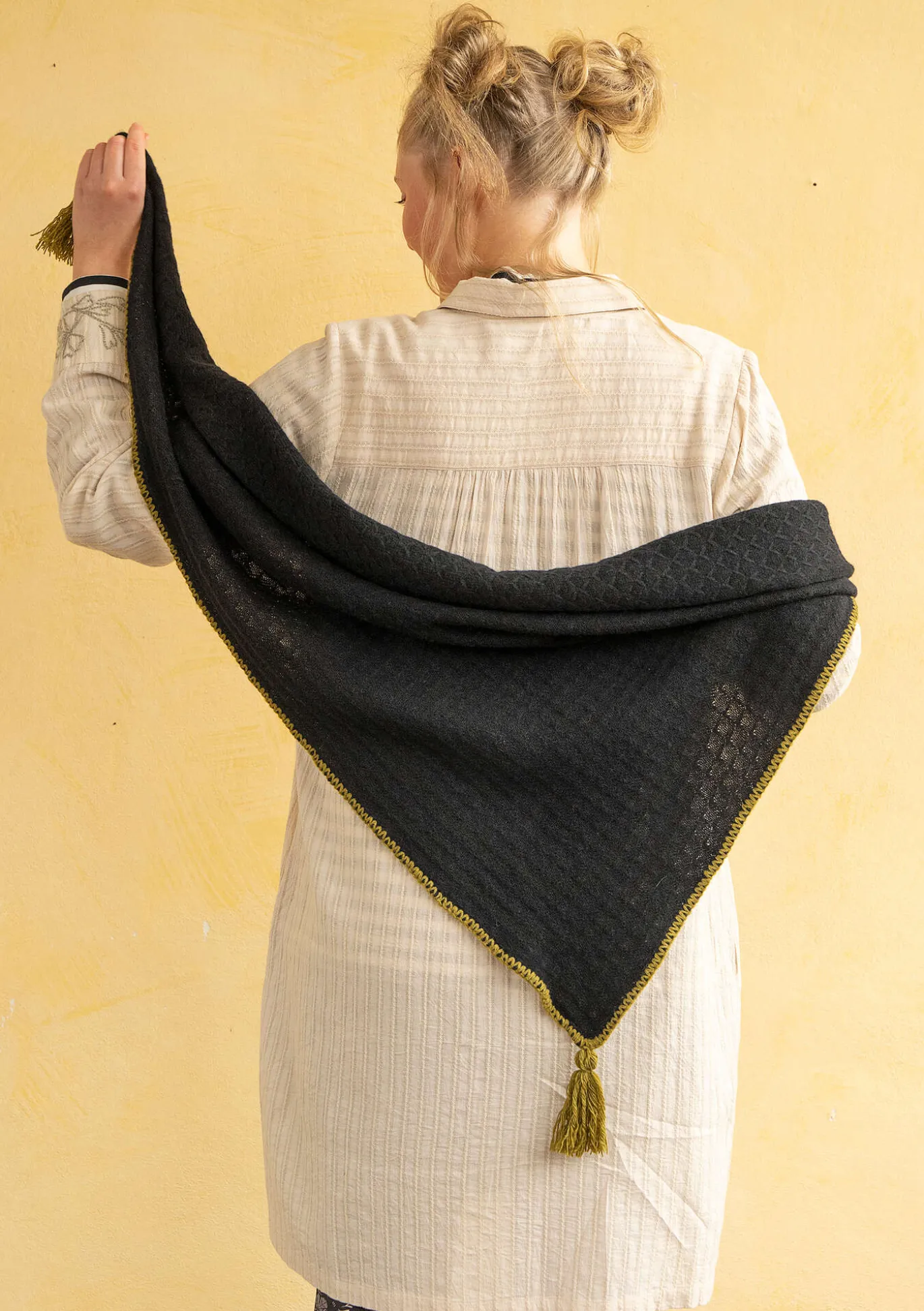 Gudrun Sjödén Strickschal aus Lammwolle/ Recycling-Wolle^ Accessoires