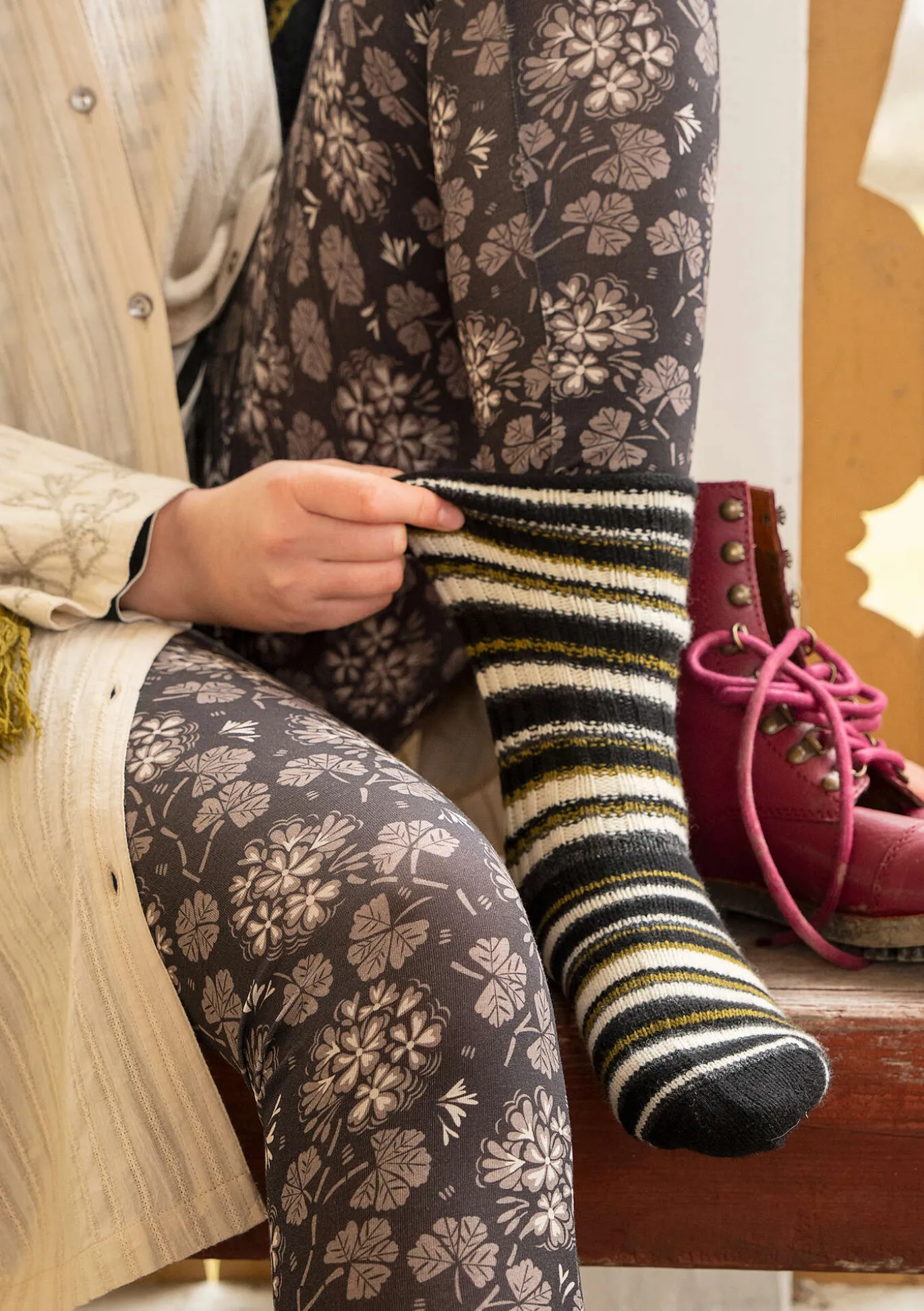 Gudrun Sjödén Stricksocken aus Lammwolle/Recycling-Wolle^ Accessoires