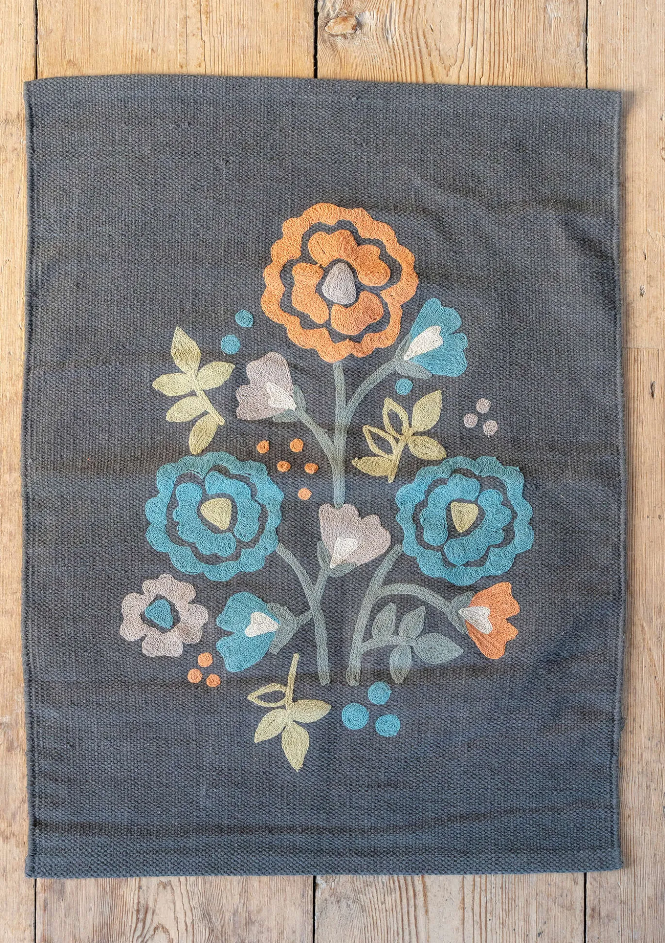 Gudrun Sjödén Teppich „Wild rose“ aus Bio-Baumwolle^ Teppiche | Heimtextilien
