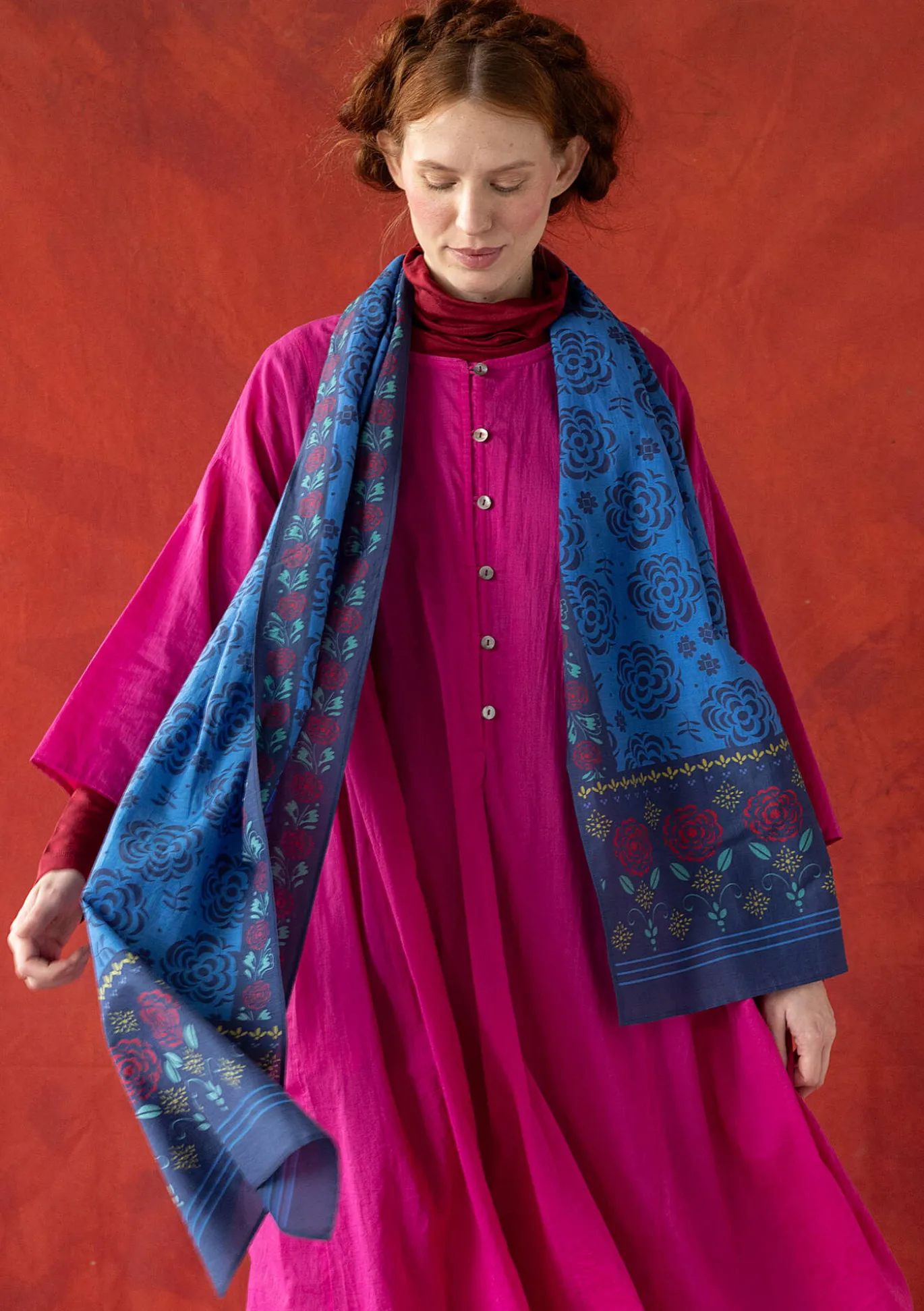 Gudrun Sjödén Webschal „Kamelia“ aus Bio-Baumwolle/Seide^ Accessoires